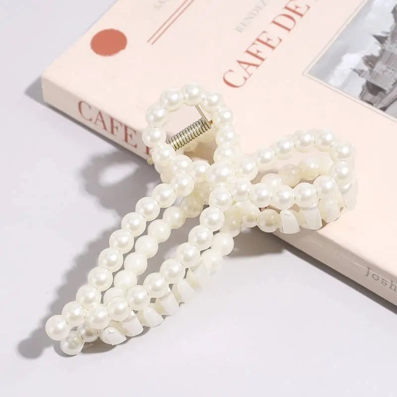 JOSSLYN PEARL HAIR CLAW CLIPS JOSSLYN by wall to wall