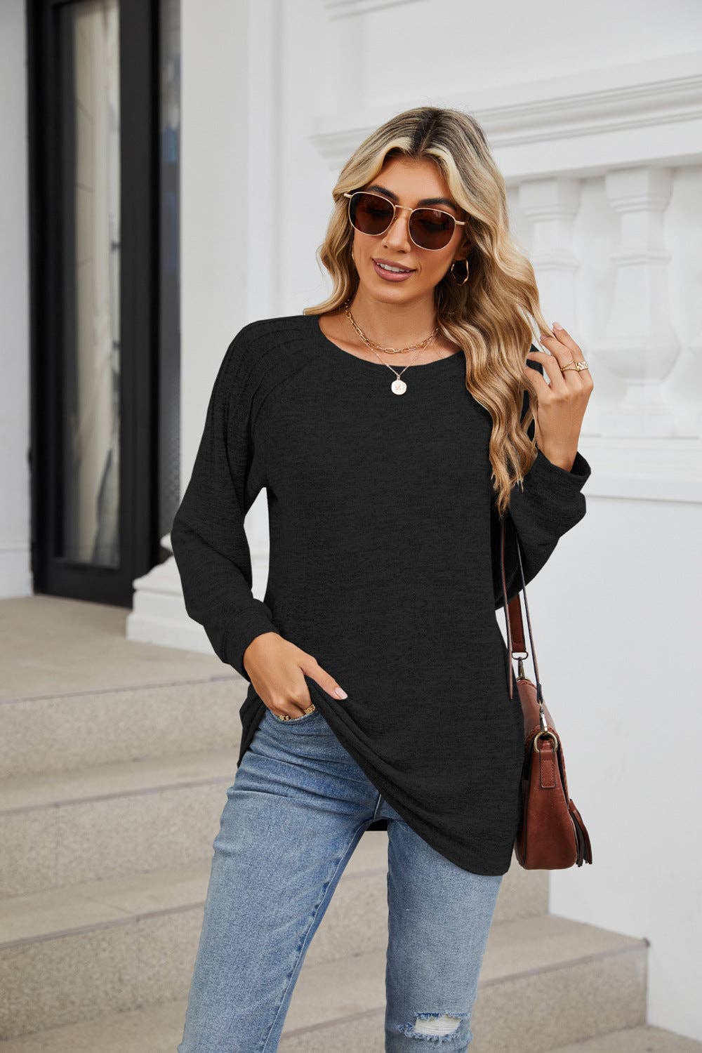 Lovesoft - Solid Color Round Neck Loose Pull-up Long-sleeved Top