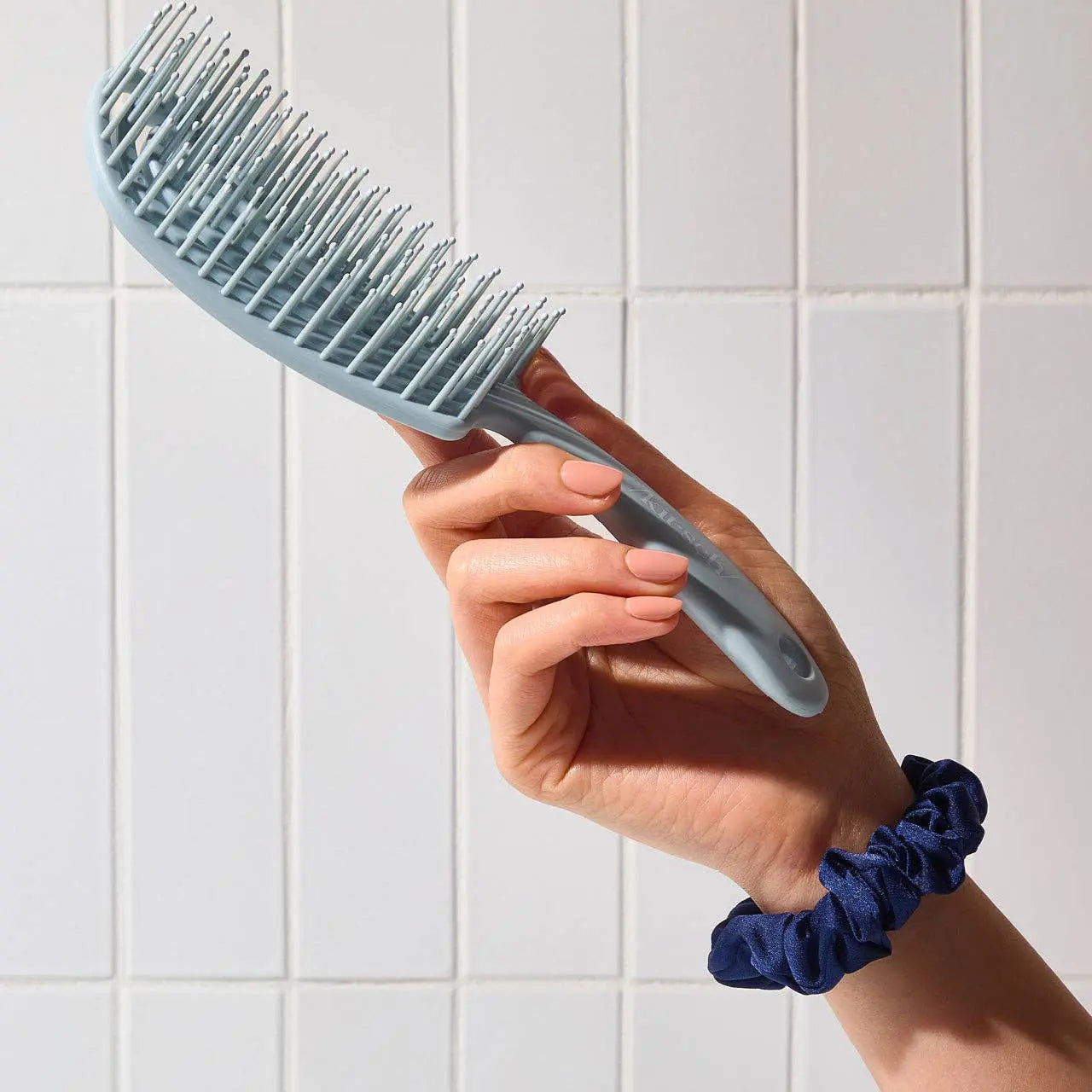 KITSCH - Detangling Flexi Brush - Haze Blue KITSCH