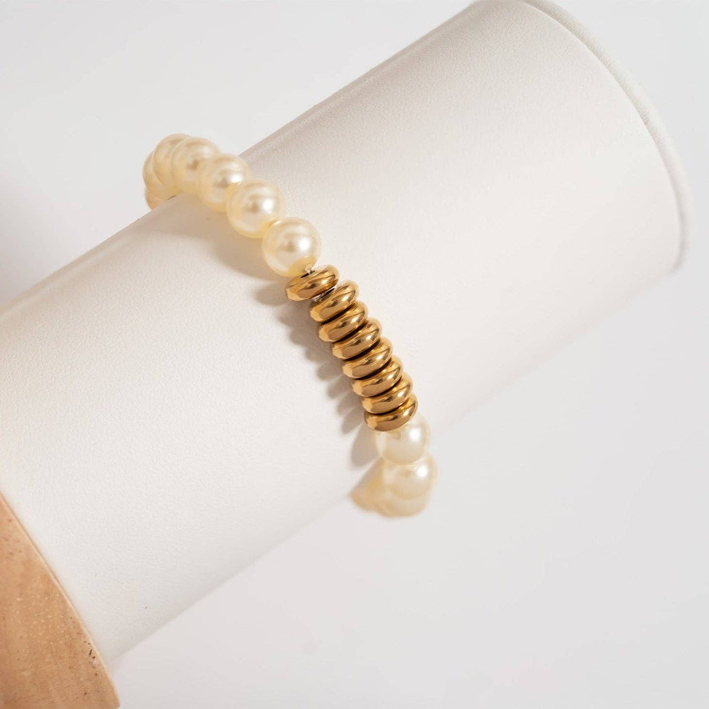 18K Gold PVD 8mm Kiska Glass Pearl Stretch Bracelet