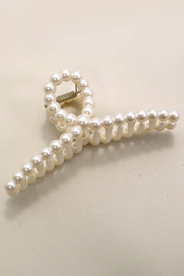 JOSSLYN PEARL HAIR CLAW CLIPS